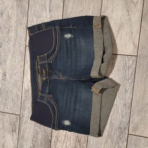 Maternity shorts